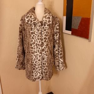 Dennis Basso Leopard Print Teddy Jacket - White and Brown